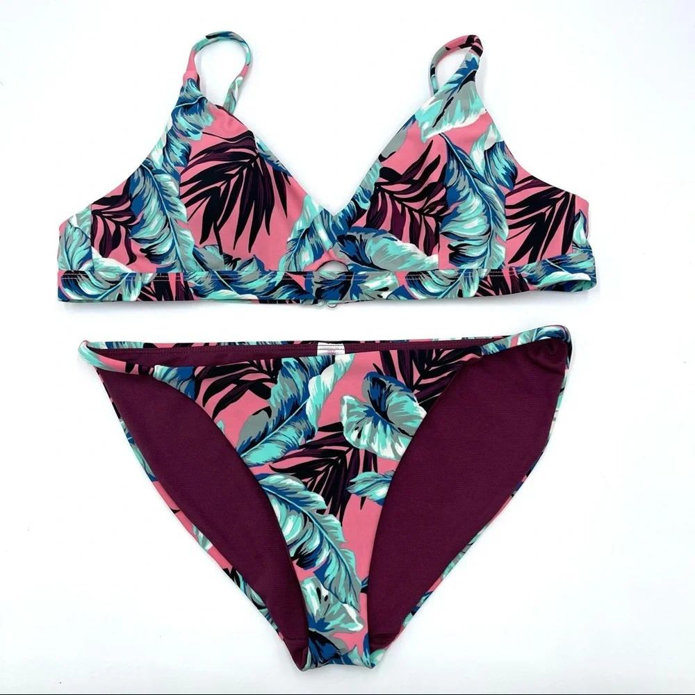 No boundaries floral bikini swimsuit set size M
